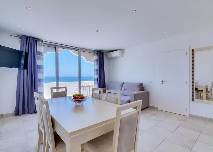 Al - Atlantida Penthouse Apartment