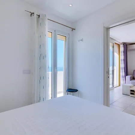 Al - Atlantida Penthouse Apartament *